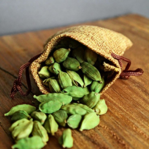 GREEN CARDAMOM